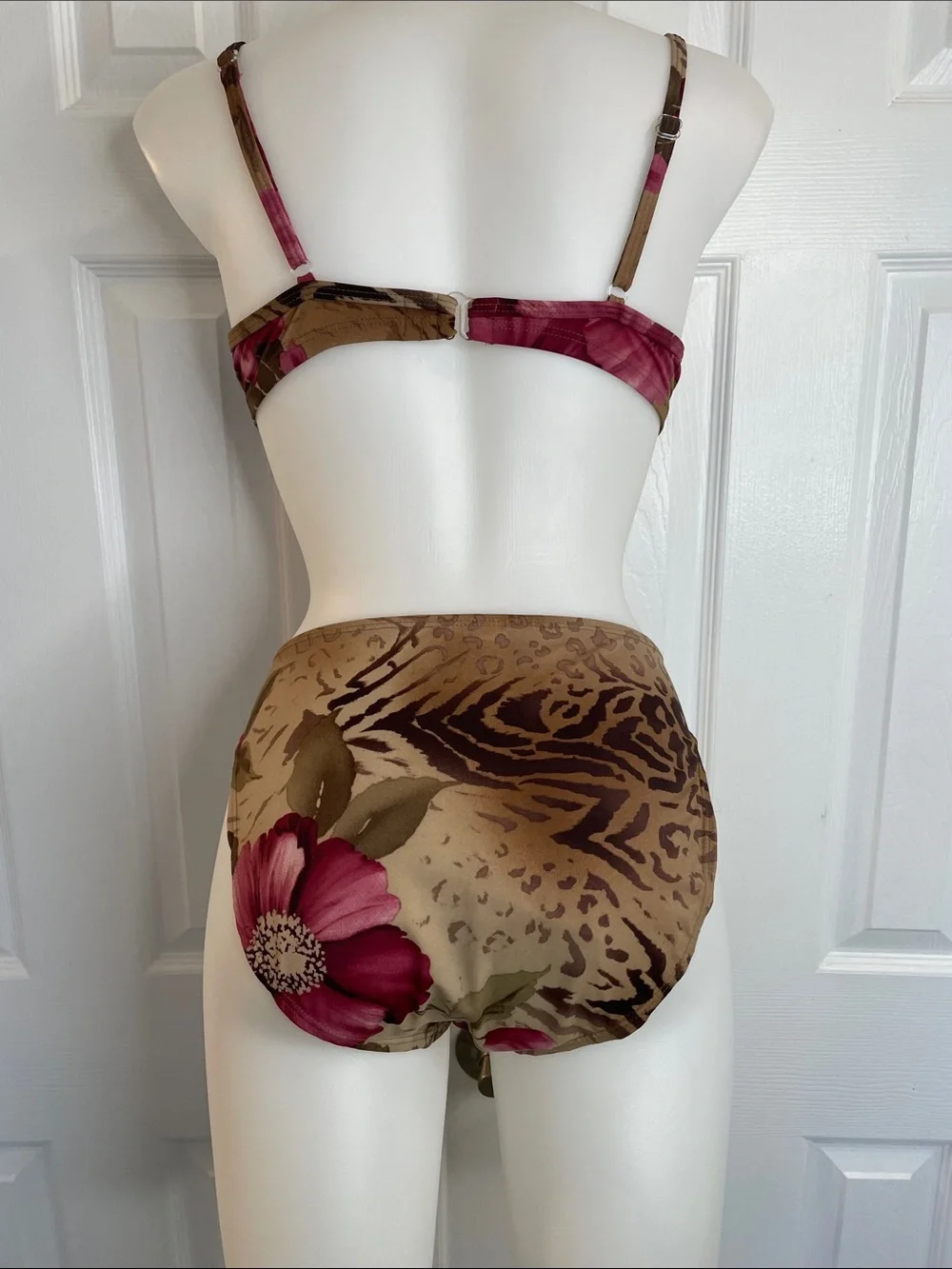 NEWPORT NEWS SHAPE FX BROWN ANIMAL PRINT with PINK ACCENT UNDERWIRE BIKINI SZ 10